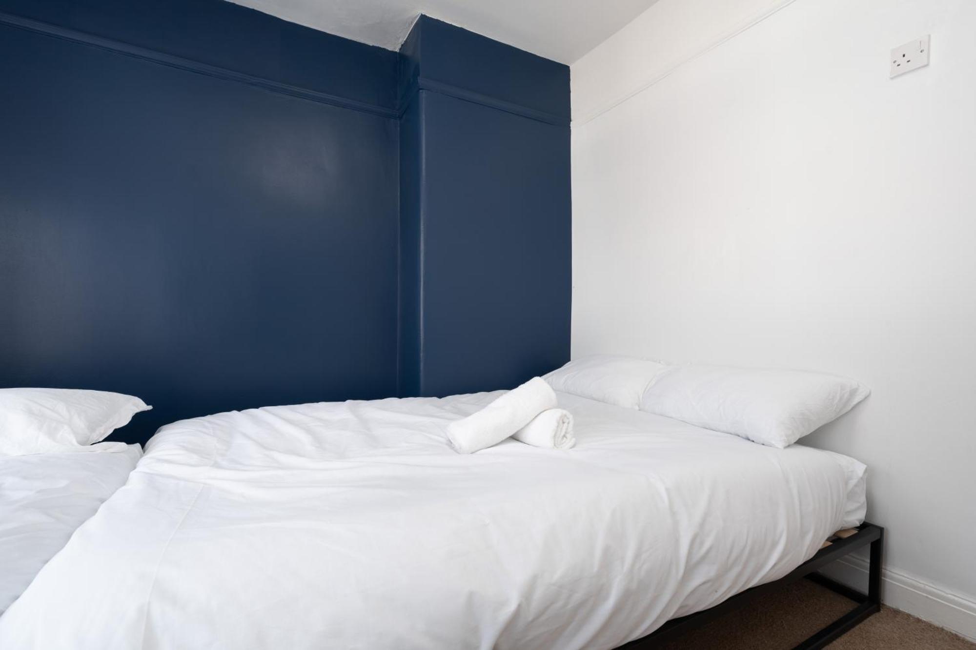 Comfy 3Br Home - Pool Table - Games - Sleeps 8 Manchester Bagian luar foto