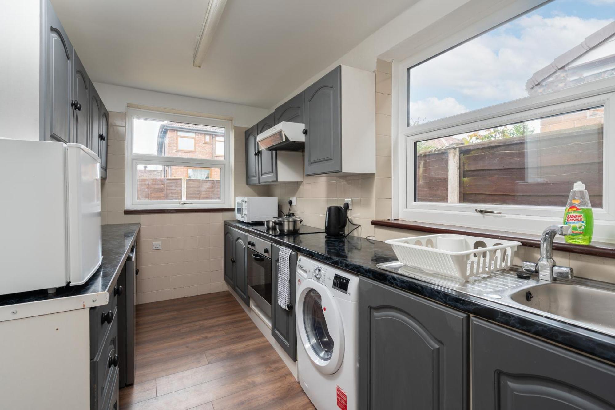 Comfy 3Br Home - Pool Table - Games - Sleeps 8 Manchester Bagian luar foto