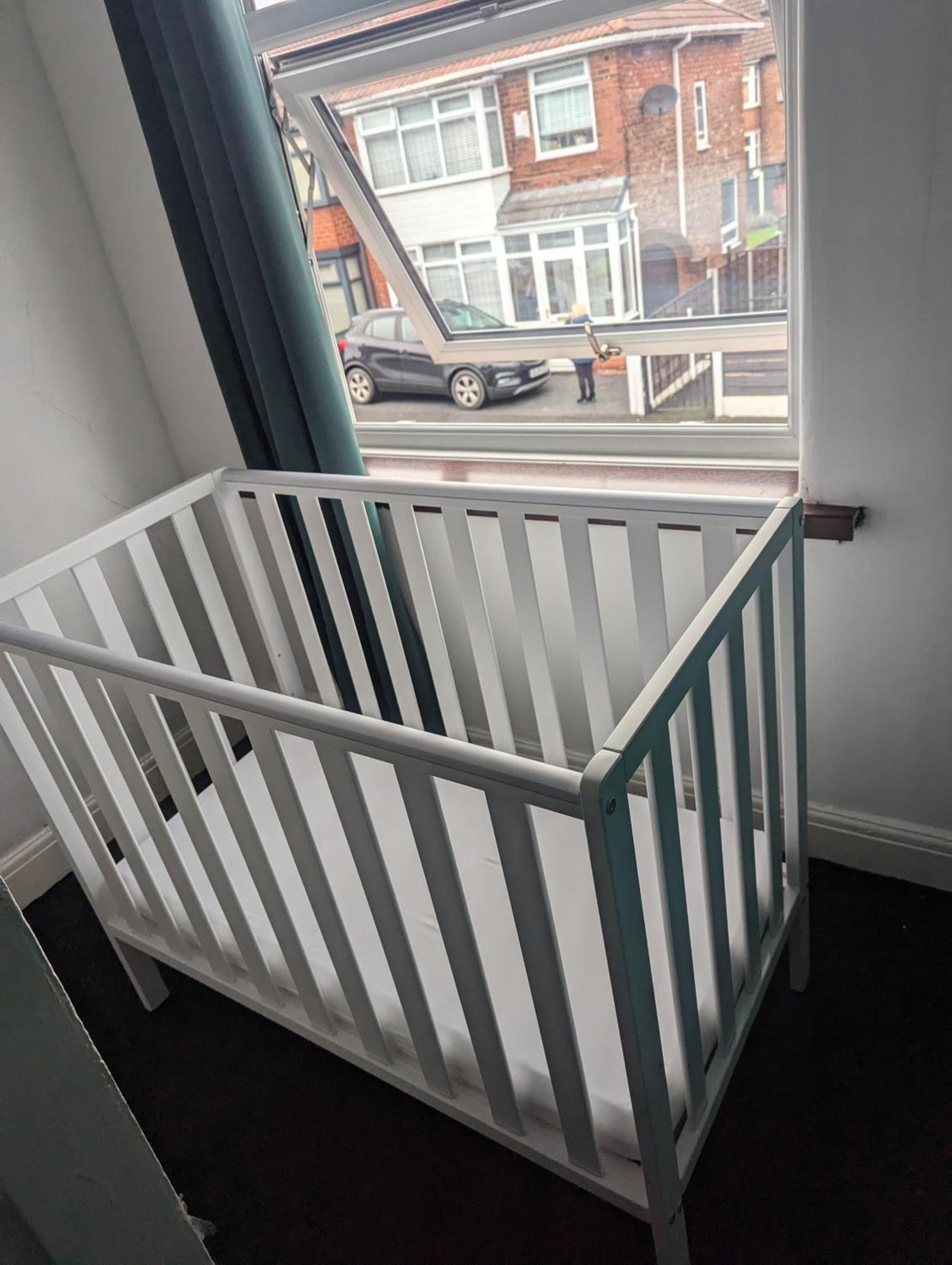 Comfy 3Br Home - Pool Table - Games - Sleeps 8 Manchester Bagian luar foto